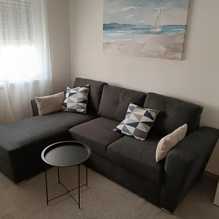 Nika Apartamento *
